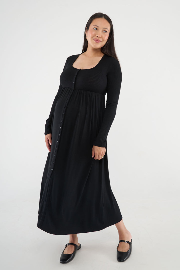 The Cadence Nursing Dress offers effortless style and all-day comfort in ultra-soft modal rib. Long sleeves and a full-length silhouette make it ideal year-round, while the functional button front allows for easy nursing and customizable leg coverage.