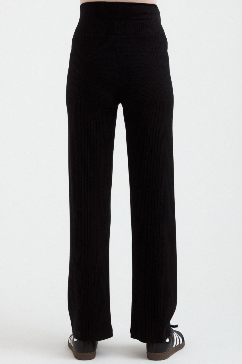 Maxine Straight Pant | CARRY | Maternity Pants Canada