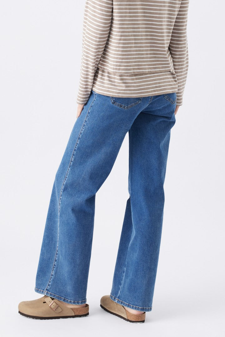 Kyle Wide Leg Maternity Jeans (True Blue) | Ripe Maternity