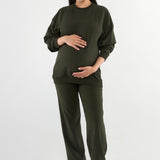 Made from our Cozy Fleece, an ultra-soft bamboo-cotton blend with a brushed interior, this pullover delivers warmth without bulk. Ribbed side panels provide extra stretch and ease, adapting comfortably through all stages of pregnancy and postpartum