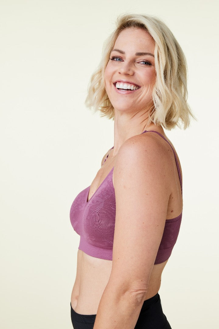 Experience the true comfort you've always dreamed of in a bra.💕 The Body  Silk Seamless Nursing Bra is specially crafted with recycled…