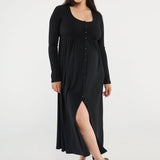 The Cadence Nursing Dress offers effortless style and all-day comfort in ultra-soft modal rib. Long sleeves and a full-length silhouette make it ideal year-round, while the functional button front allows for easy nursing and customizable leg coverage.