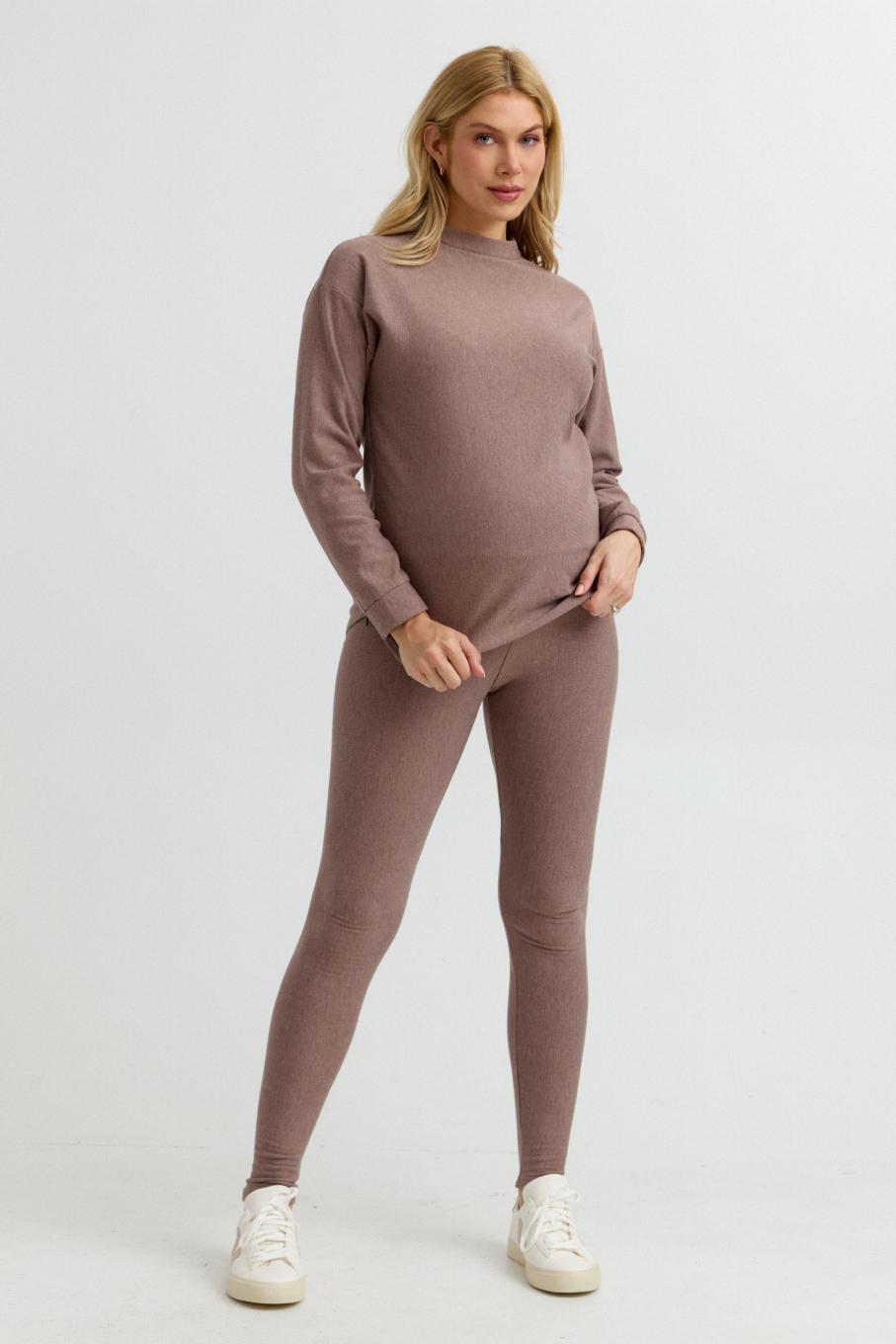 Cozy Fleece Maternity Legging (Mocha) | CARRY