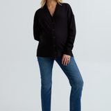 Cozy Fleece Relaxed Maternity Cardigan (Black) | CARRY