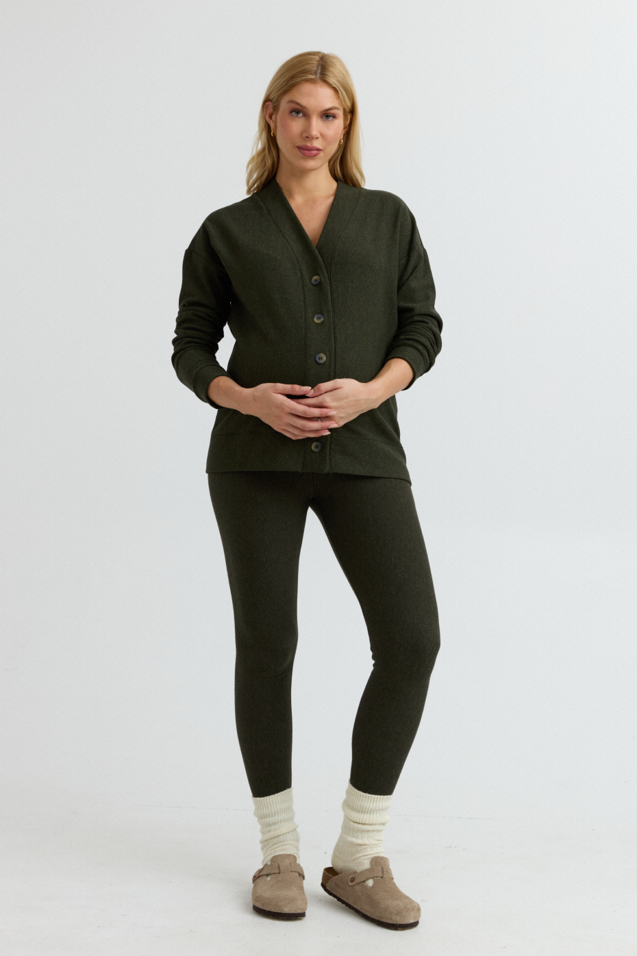 Cozy Fleece Relaxed Maternity Cardigan (Forest Green) | CARRY