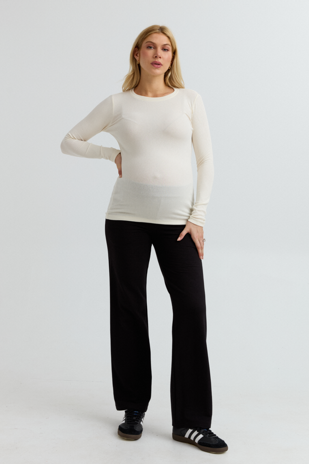 Soft Rib Maternity Long Sleeve Tee (Vanilla) | CARRY