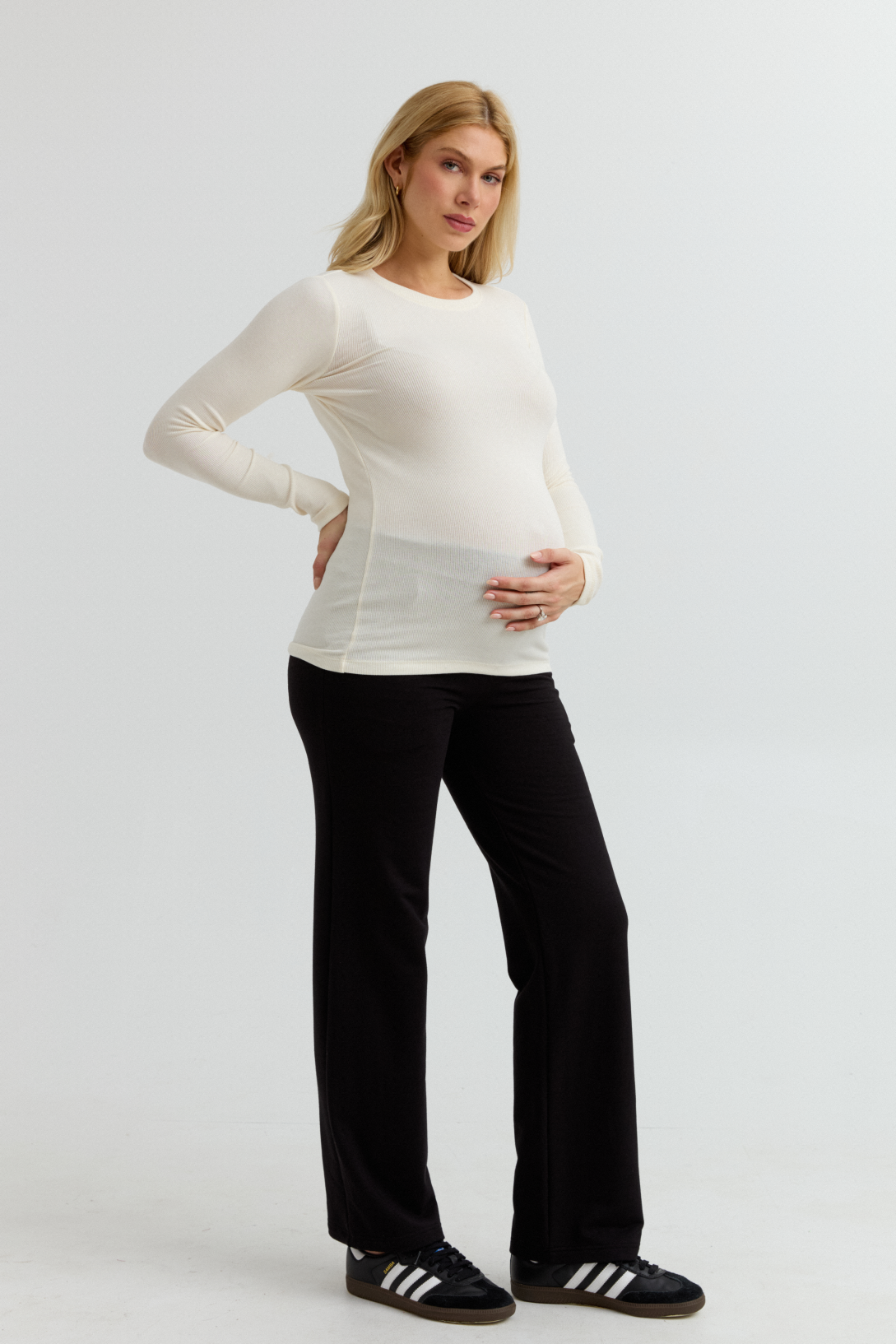 Soft Rib Maternity Long Sleeve Tee (Vanilla) | CARRY