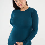 This classic long sleeve maternity fitted tee is a silhouette you know and love, expertly designed for comfort at every stage. Made in the softest cotton modal fabric. Perfect on its own or as a layering piece. 
