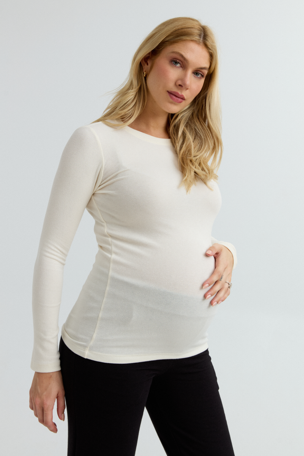 Soft Rib Maternity Long Sleeve Tee (Vanilla) | CARRY