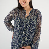 Our new favourite maternity top for now (and beyond)! Designed with feminine gathers at the shoulder and crafted from lightweight chiffon, creating an airy silhouette.
