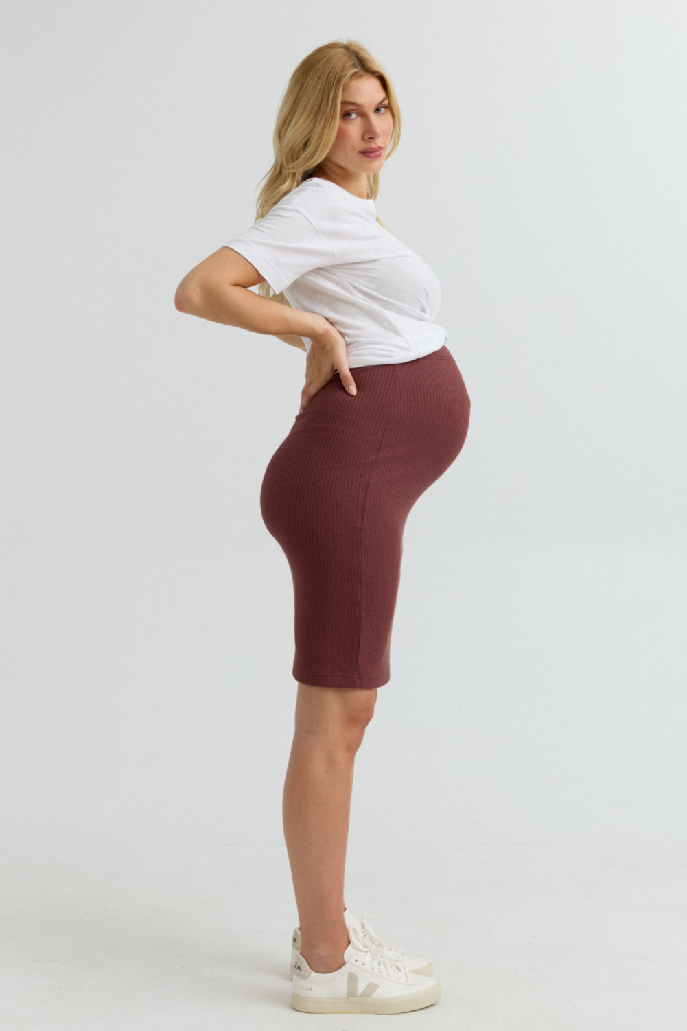 Maternity Ribbed Pencil Skirt (Rose Taupe) | CARRY