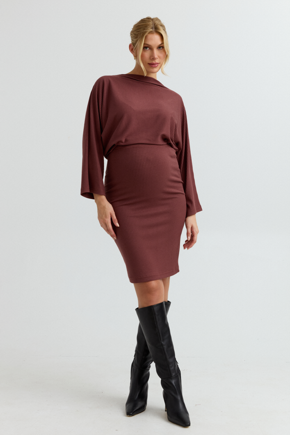 Maternity Ribbed Pencil Skirt (Rose Taupe) | CARRY