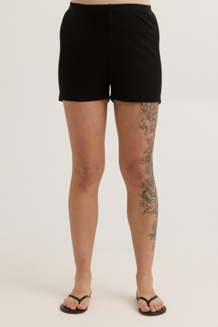 Soft Modal Rib Maternity Short (Black) | CARRY