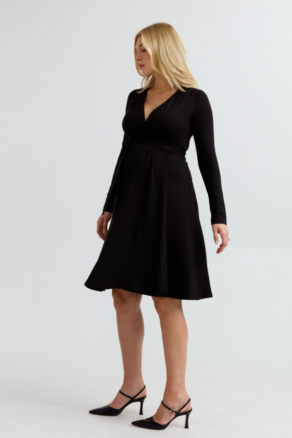 Olivia Soft Maternity Wrap Dress (Black) | CARRY