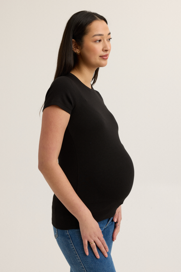 Soft Rib Maternity Short Sleeve Tee (Black) | CARRY