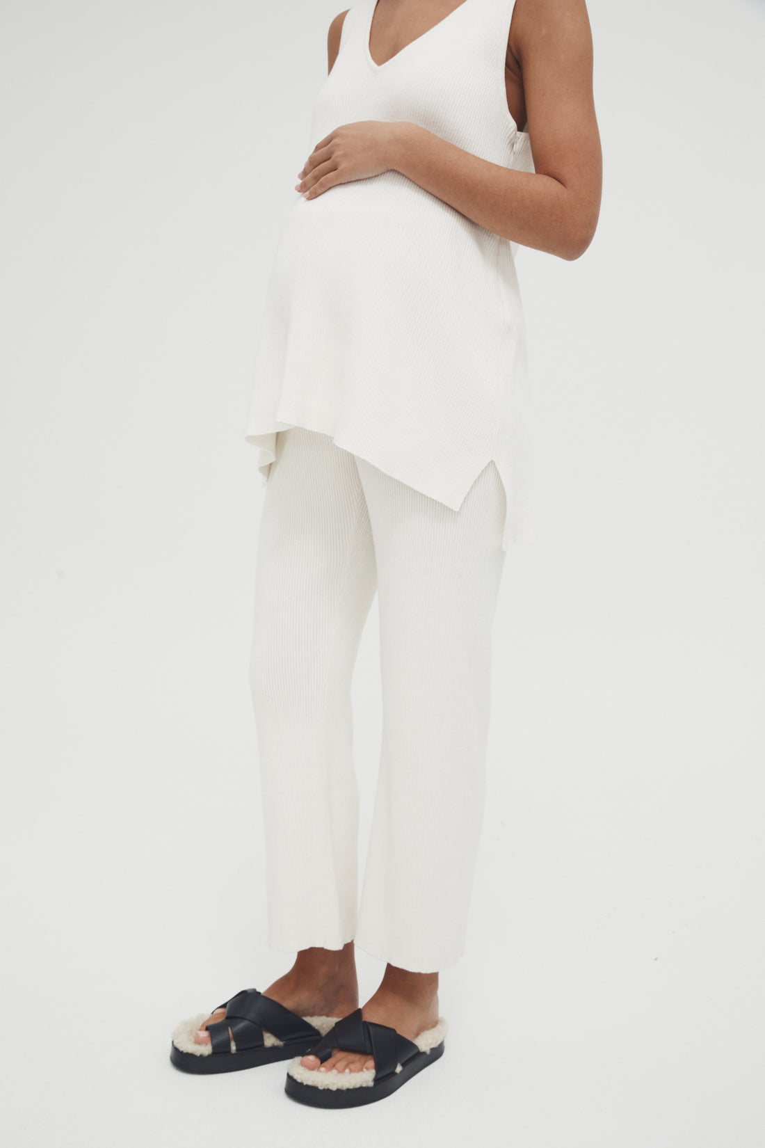 Knit Wide-Leg Pant | Off White | Legoe Heritage | CARRY Maternity | Maternity Pants Canada