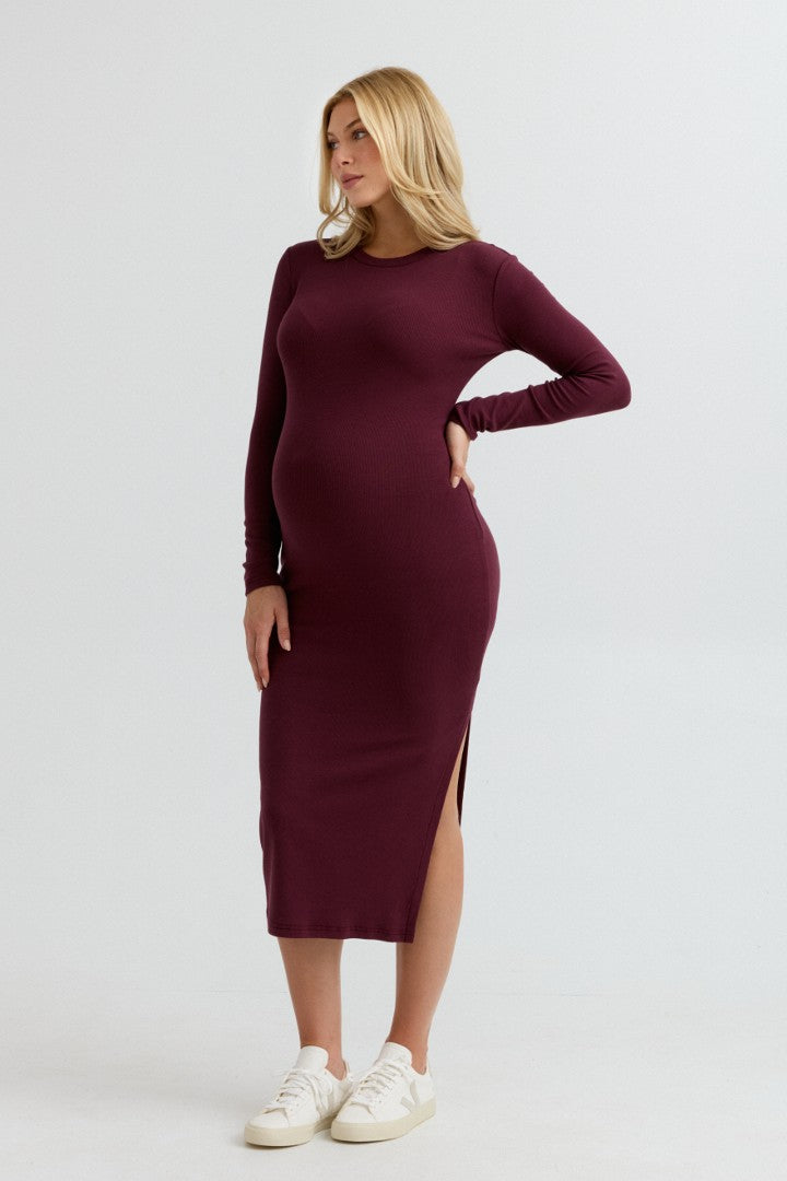 Soft Stretchy Fitted Maxi Maternity Dress (Maroon) | CARRY