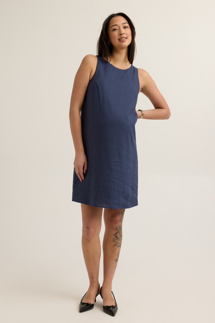 Chic Maternity Linen-Blend Shift Dress (Navy) | CARRY