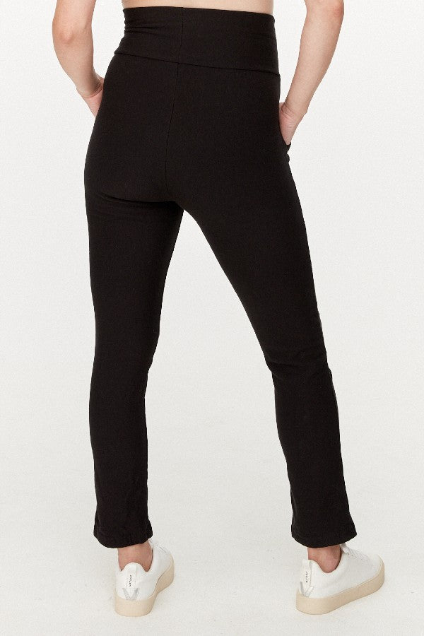 Cozy Fleece Maternity Ankle Pant (Black) – Carry Maternity Canada