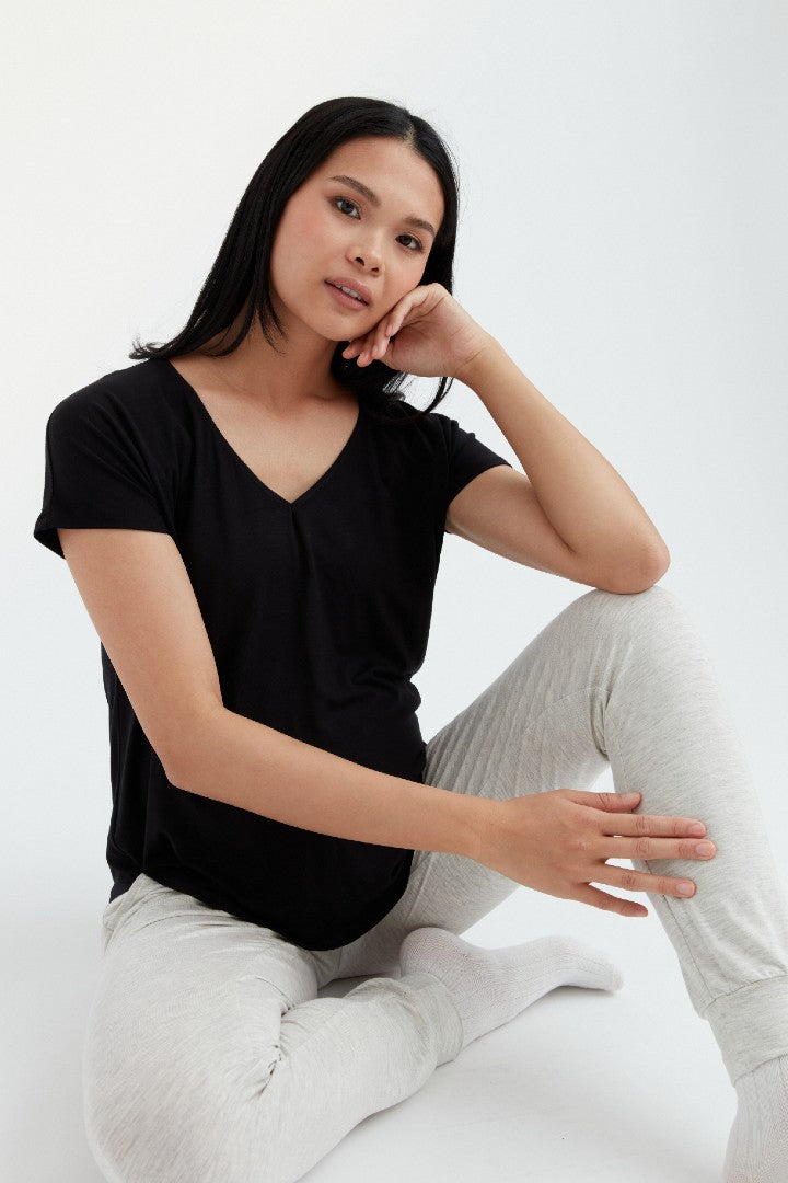 Soft Essential Bamboo Tee | Black | CARRY Maternity | Maternity Tops Canada
